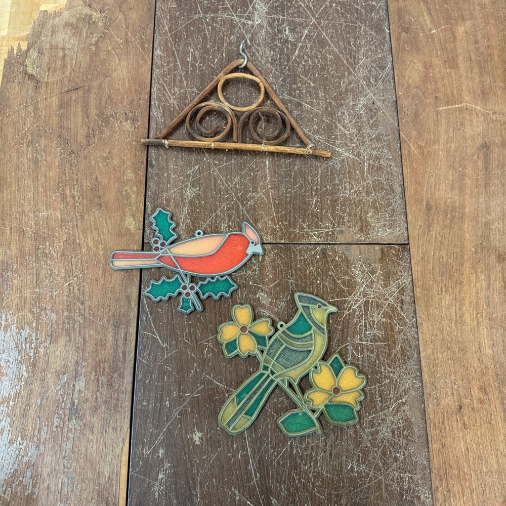 Vintage Bird Stained Glass Style‎ PLASTIC Window Hangings Cardinal Blue Jay